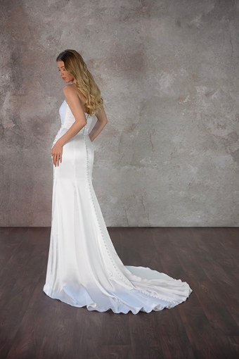 Essense of Australia Valentina #1 (IVR) Ivory thumbnail
