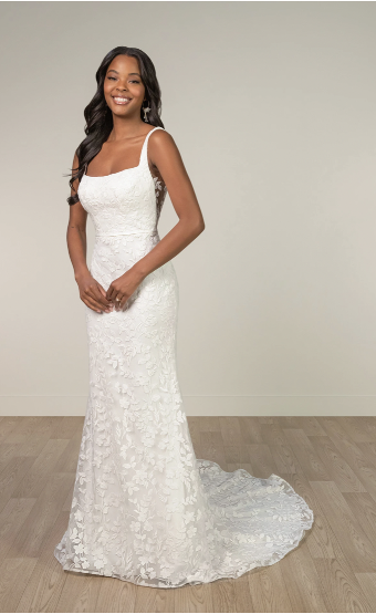 Stella York Hillary #0 default Ivory Lace and Tulle over Ivory Gown with Porcelain Tulle Plunge thumbnail